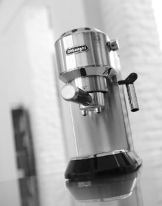 Which espresso machine is better Gaggia Or Delonghi